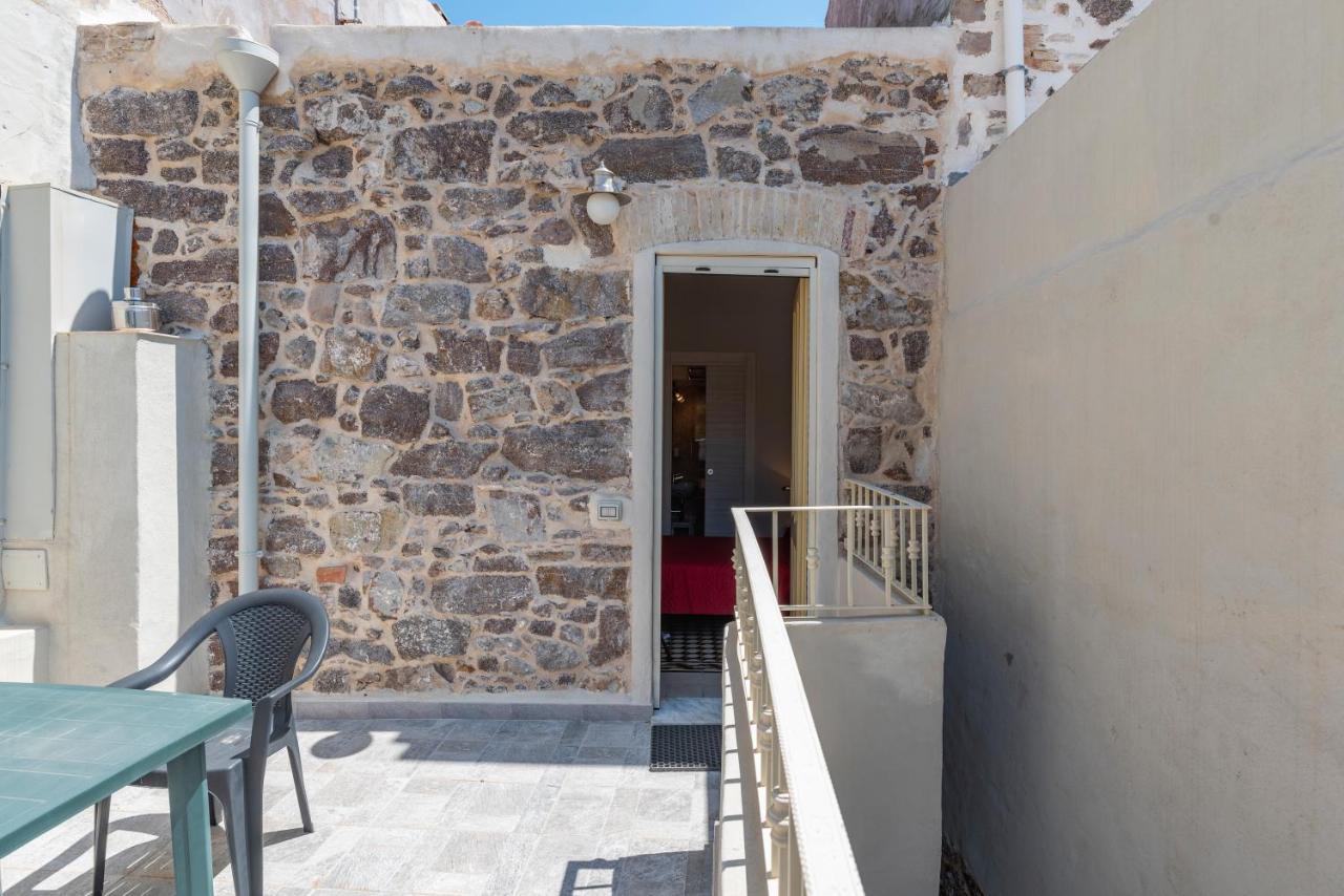 Domo Sa Barra Bed & Breakfast Sant'Antioco Ngoại thất bức ảnh